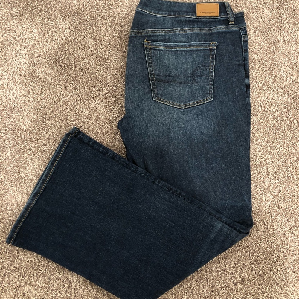 NWOT AE Boyfriend Jeans